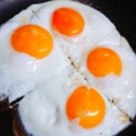 黄色い目玉焼きの焼き方 レシピ 作り方 By じゃが塩 楽天レシピ 黄色い目玉焼きの焼き方 レシピ 作り方 By じゃが塩 楽天レシピ